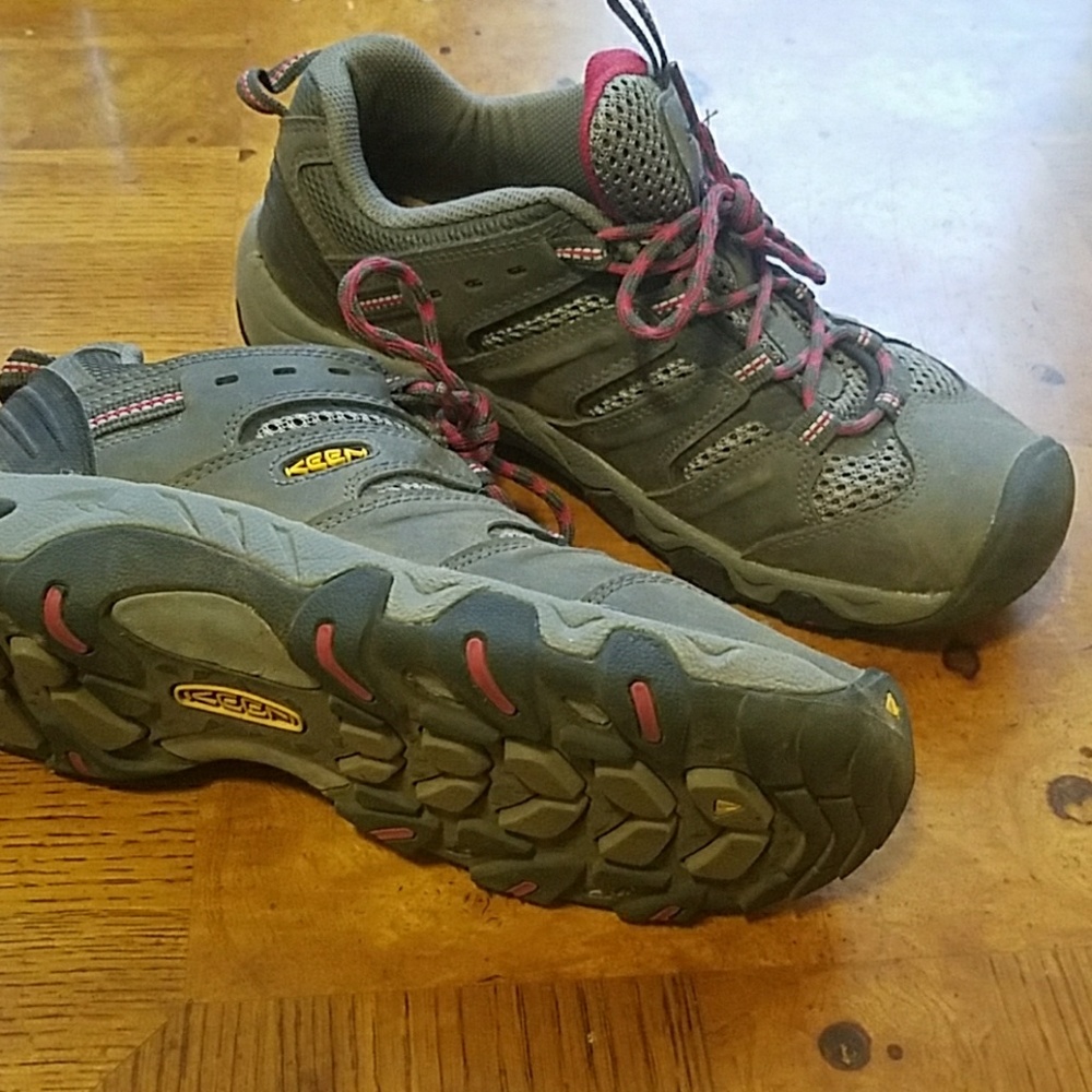 Women's Keen Gortex Hiking Boots